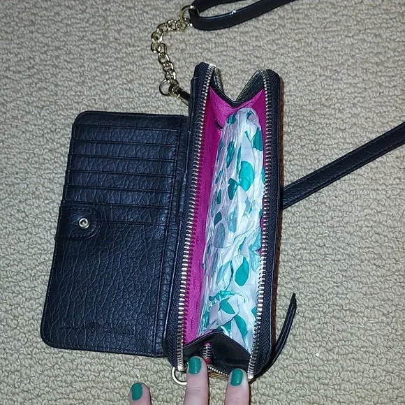 Juicy Couture Crossbody Bag - Picture 5 of 6